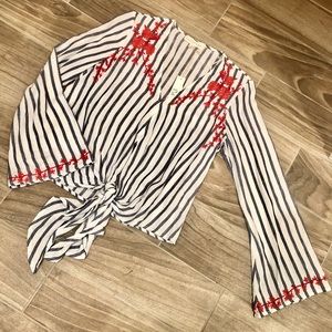 Vici Embroidered top